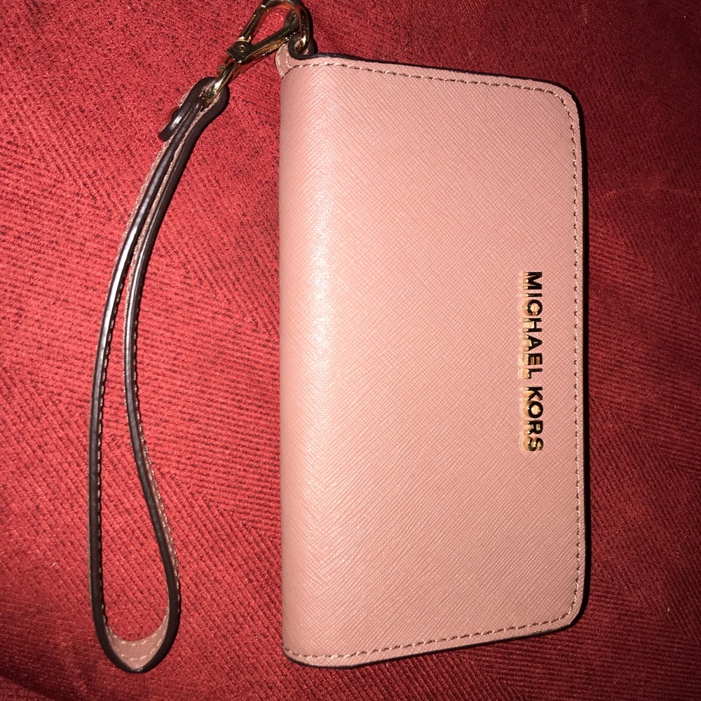 Michael Kors Wristlet
